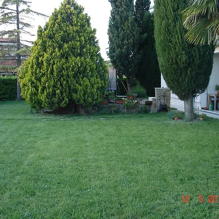 Ritosa Apartment *